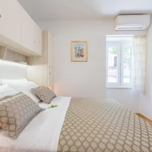  Apartamento Grgur