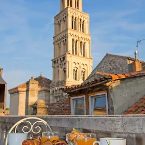  Apartamento 3m Peristil